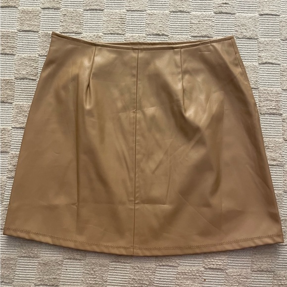 Kendall+Kylie Leather Mini Skirt - Picture 3 of 3